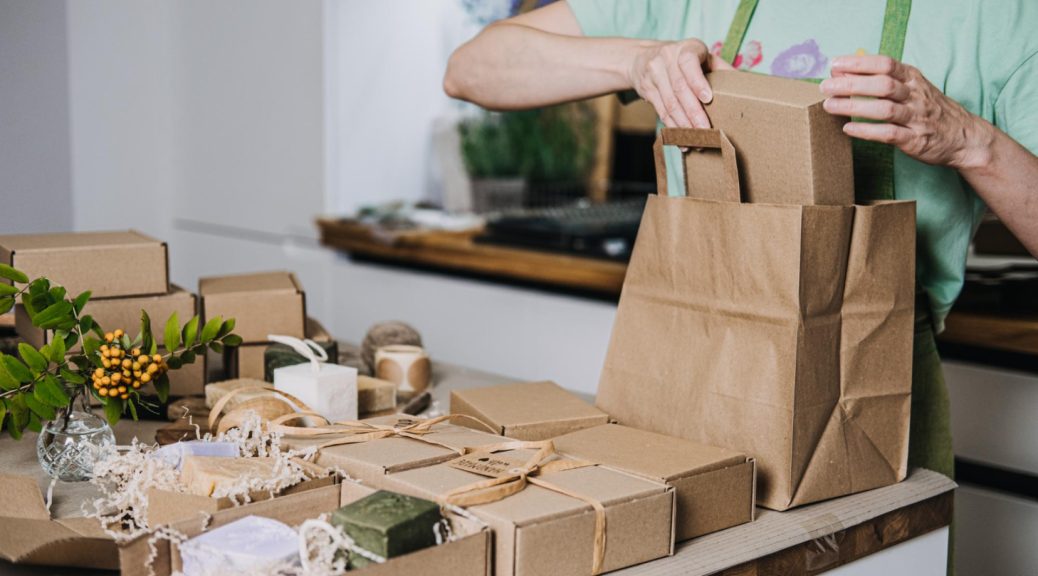 Choisir le bon fournisseur de sacs en papier kraft personnalisés